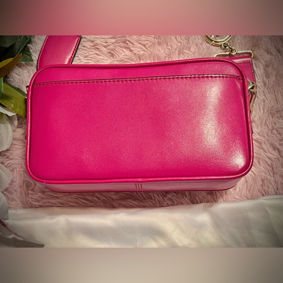 MICHAEL KORS HOT PINK RUNWAY CROSSBODY CAMERA BAG / STUDDED - Picture 6 of 16